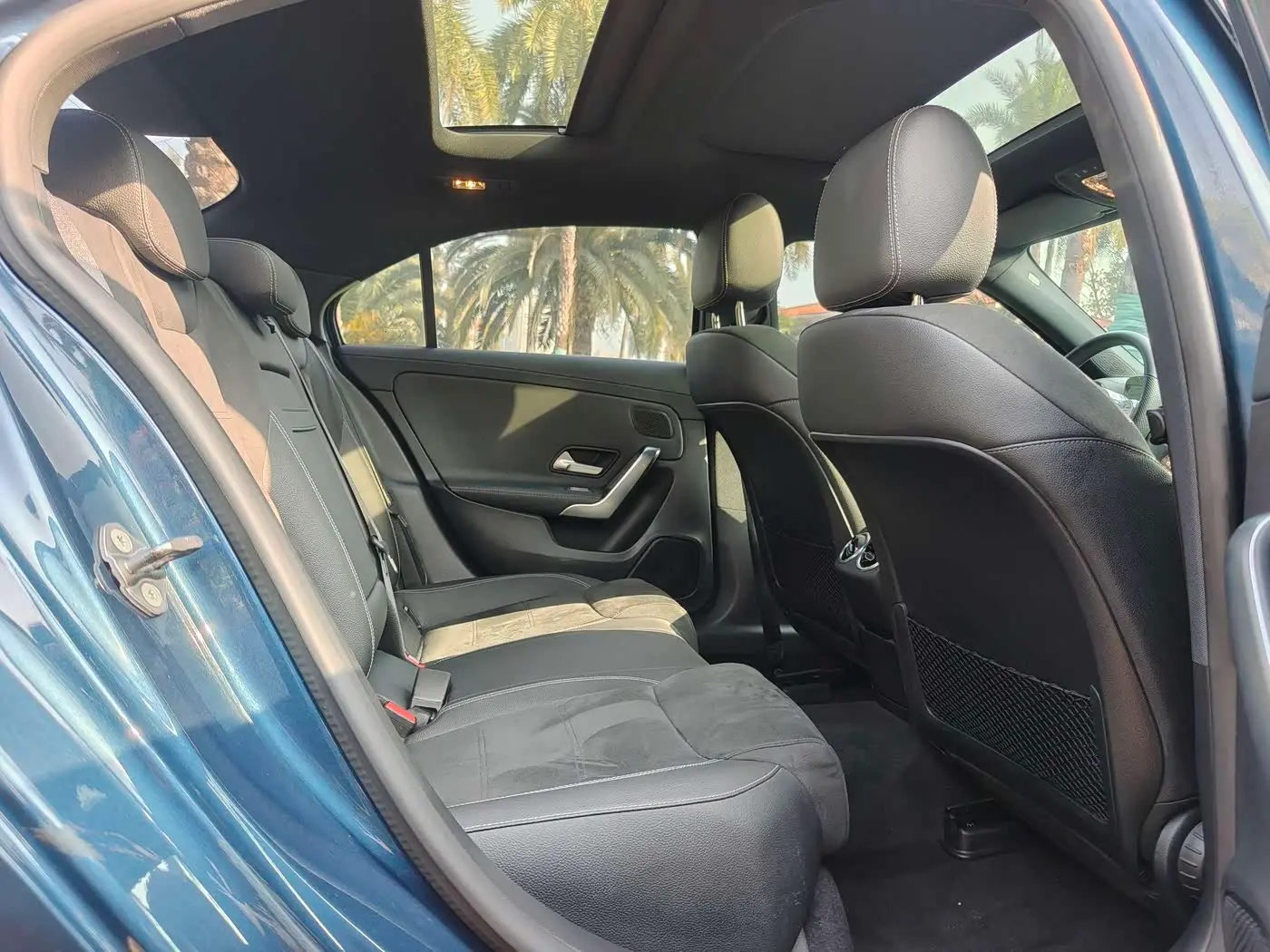 Mercedes-Benz A-Class 2019 — Photo 8/15