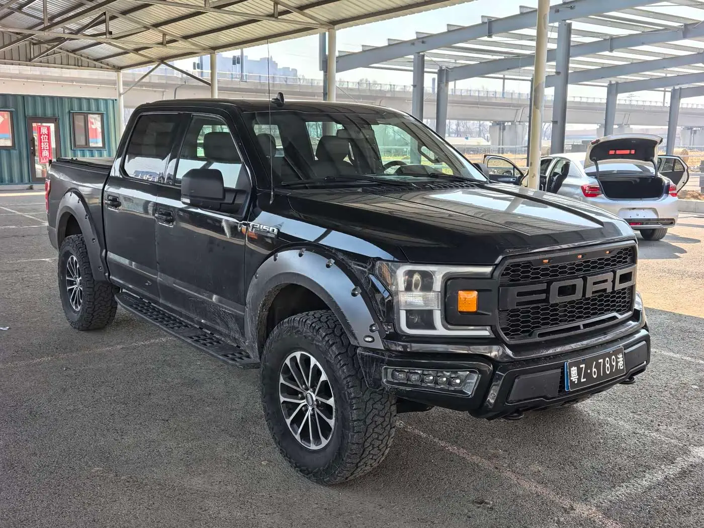 Ford F-150 Raptor 2019 — Photo 3/9