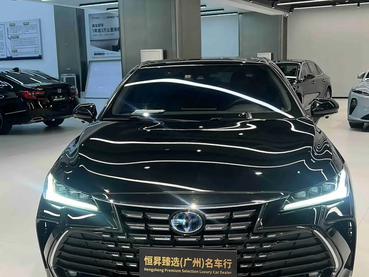 Toyota Avalon 2024 — Photo 6/12