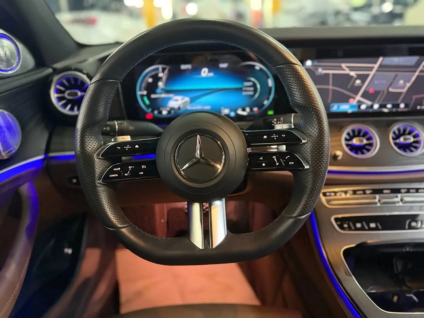 Mercedes-Benz E-Class 2022 — Фото 7/14