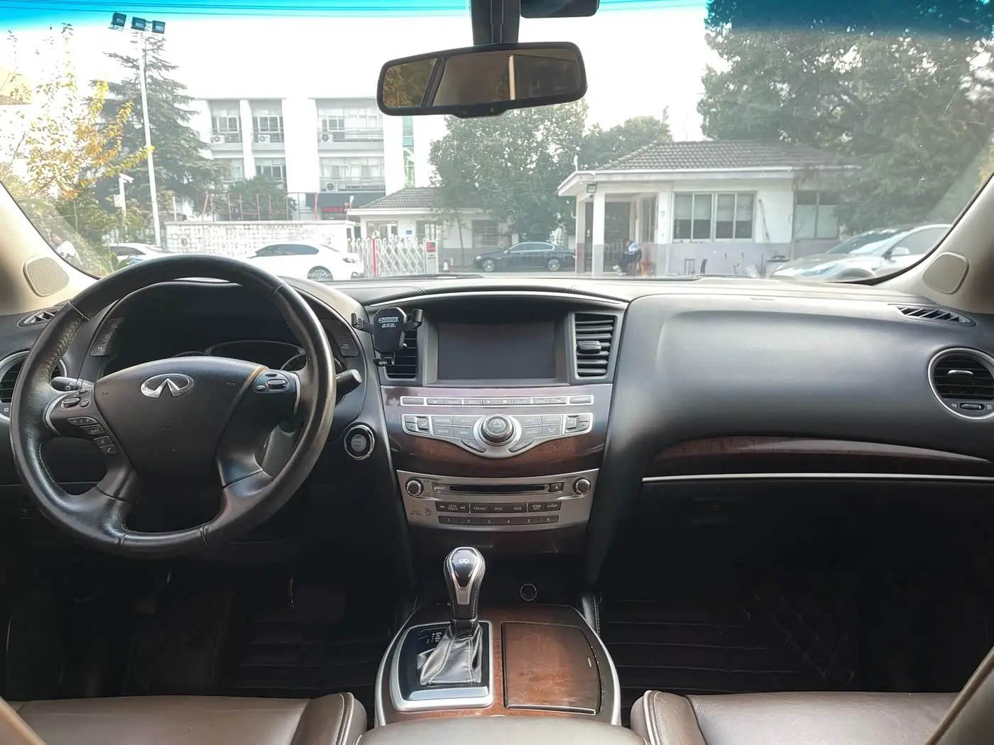 Infiniti QX60 2020 — Photo 20/20