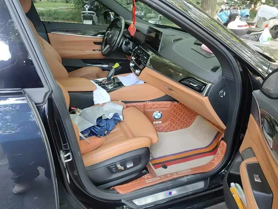 BMW 6 Series GT 2022 — Photo 8/16