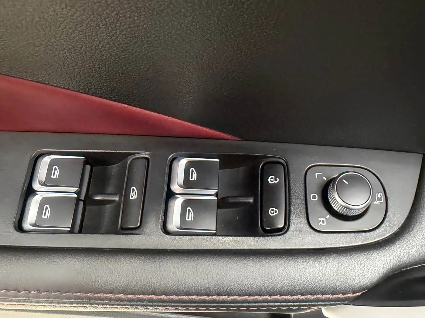 Geely Binyue 2023 — Şəkil 16/20