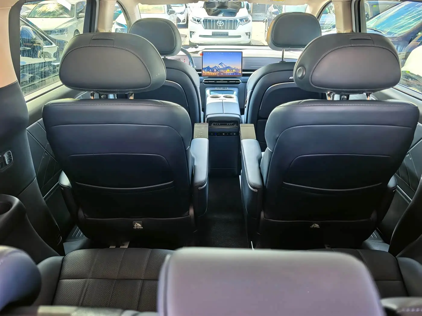 Voyah Auto Voyah Dreamer 2025 — Photo 6/11