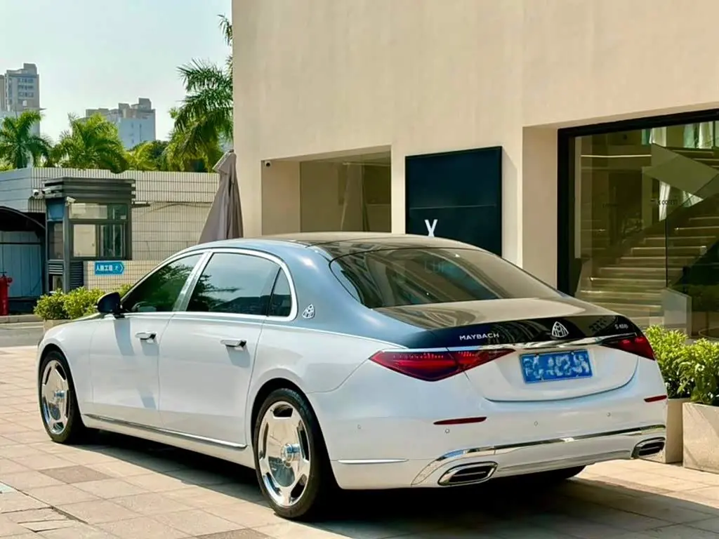 Mercedes-Benz Maybach S-Class 2024 — Фото 7/8