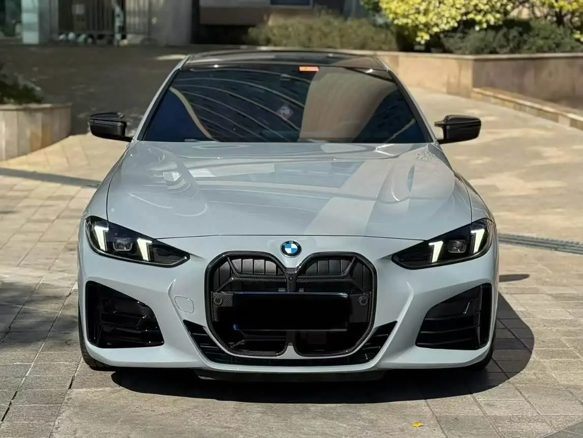 BMW 4 Series 2024 — Photo 2/5