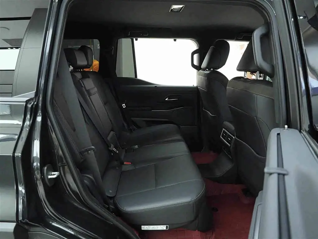 Lexus GX 2025 — Фото 13/19
