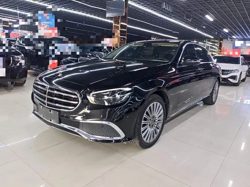 Mercedes-Benz E-Class 2023 — Фото 2/20