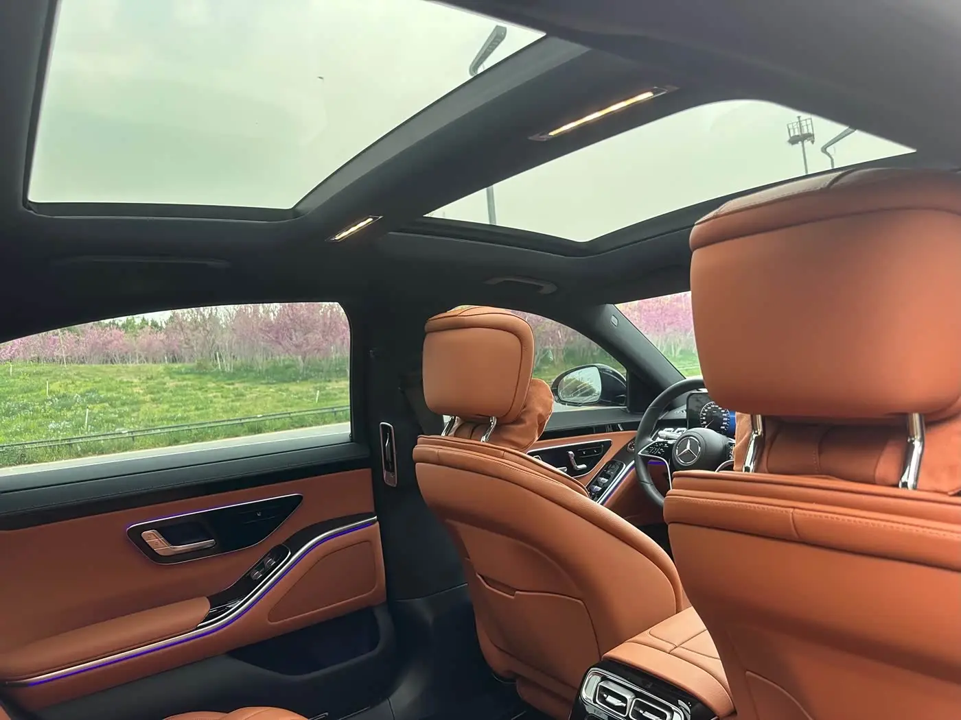 Mercedes-Benz S-Class 2025 — Фото 14/18
