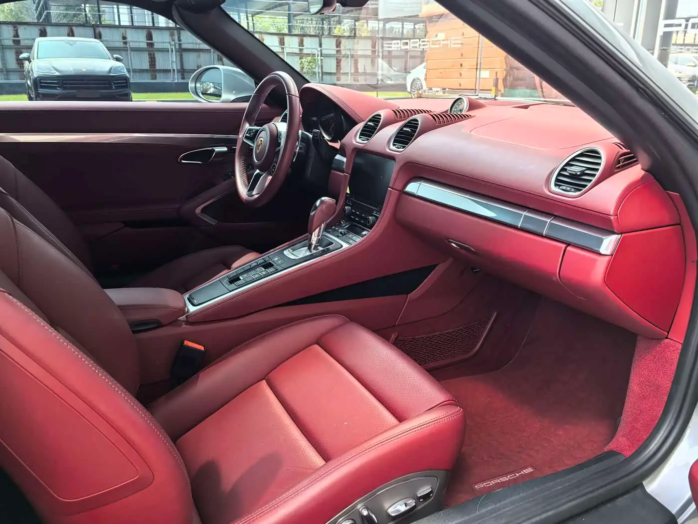 Porsche 718 2022 — Photo 10/12