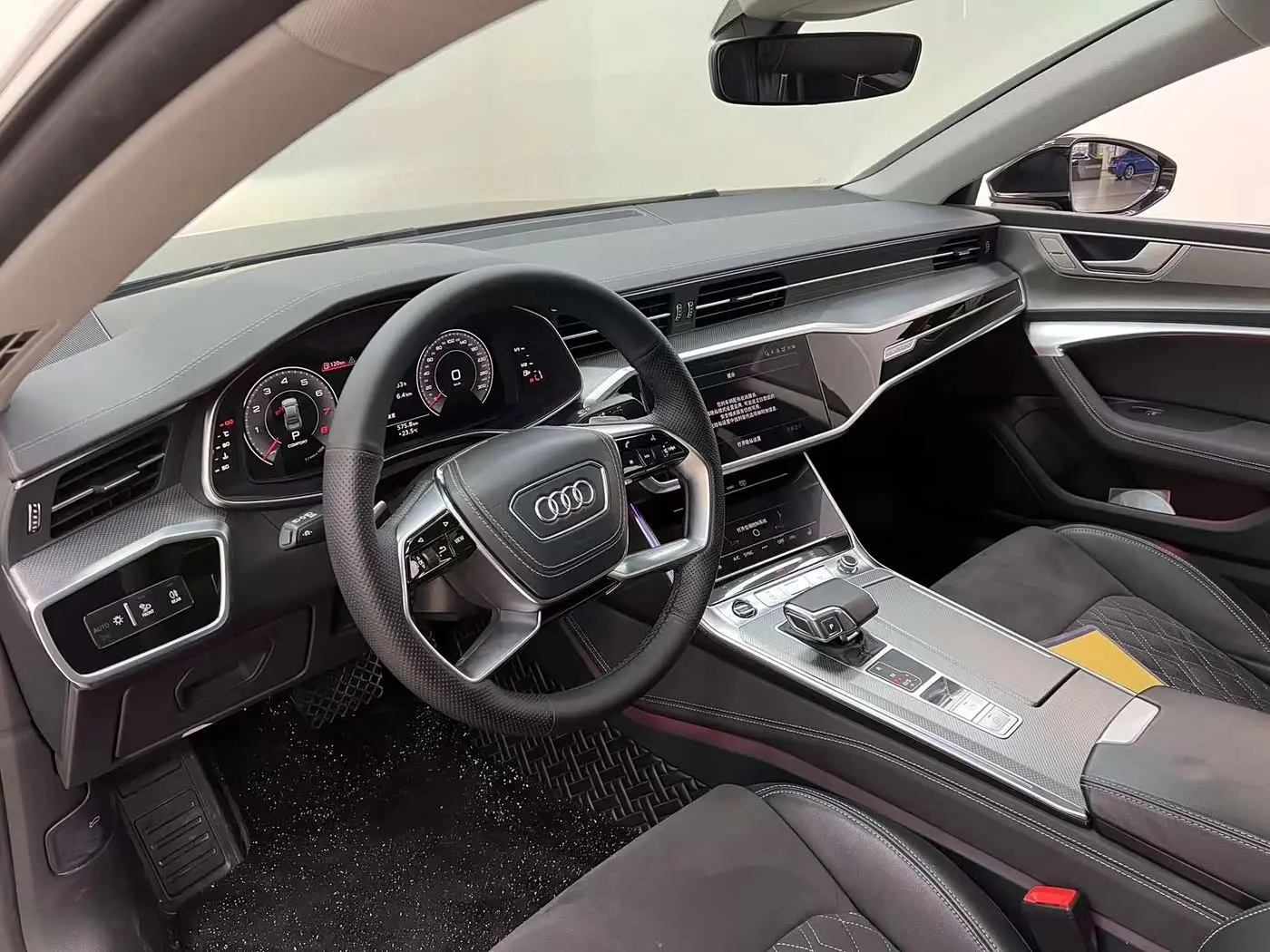 Audi A7L 2024 — Фото 16/20