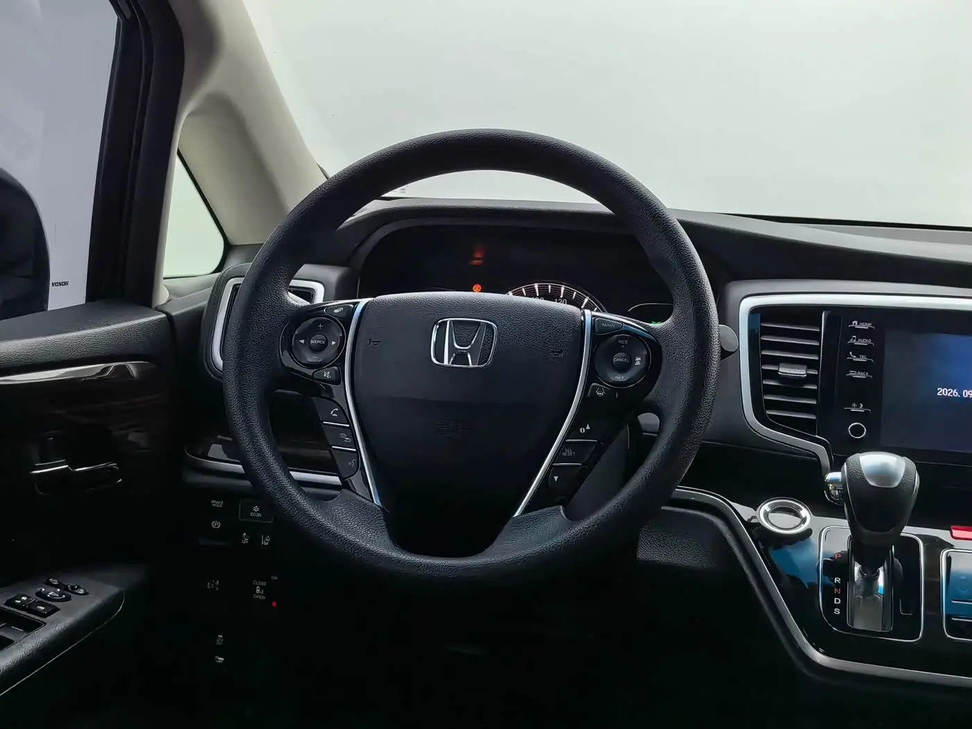 Honda Odyssey 2020 — Photo 19/20