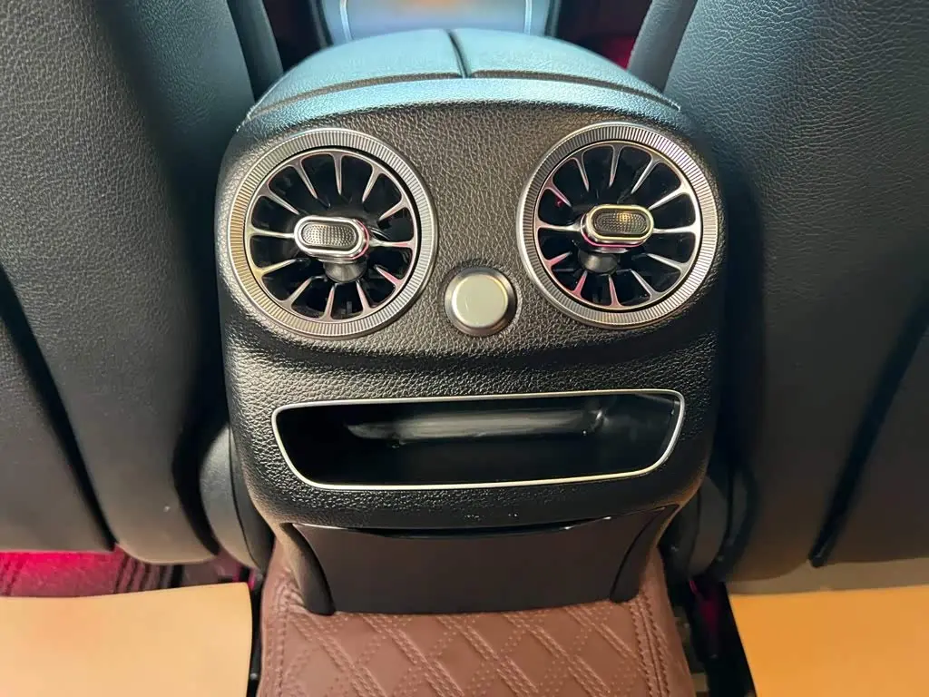 Mercedes-Benz C-Class 2020 — Şəkil 16/20