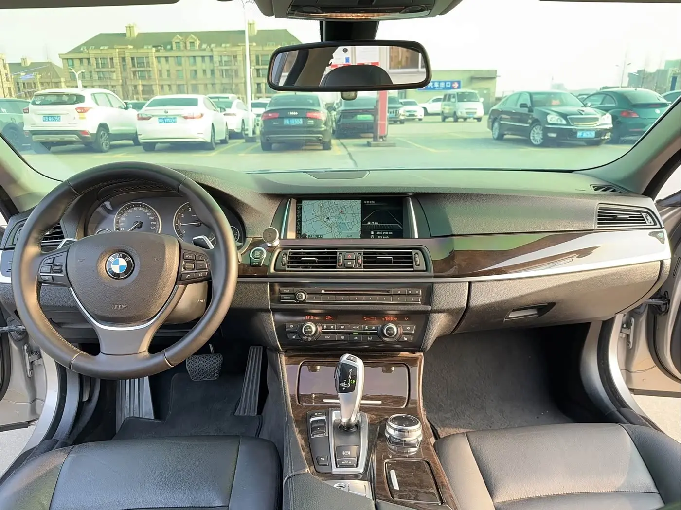 BMW 5 Series 2014 — Фото 9/16