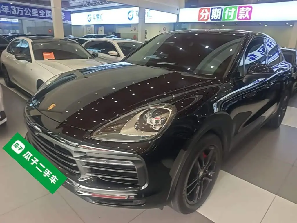 Porsche Cayenne 2019 — Photo 1/20