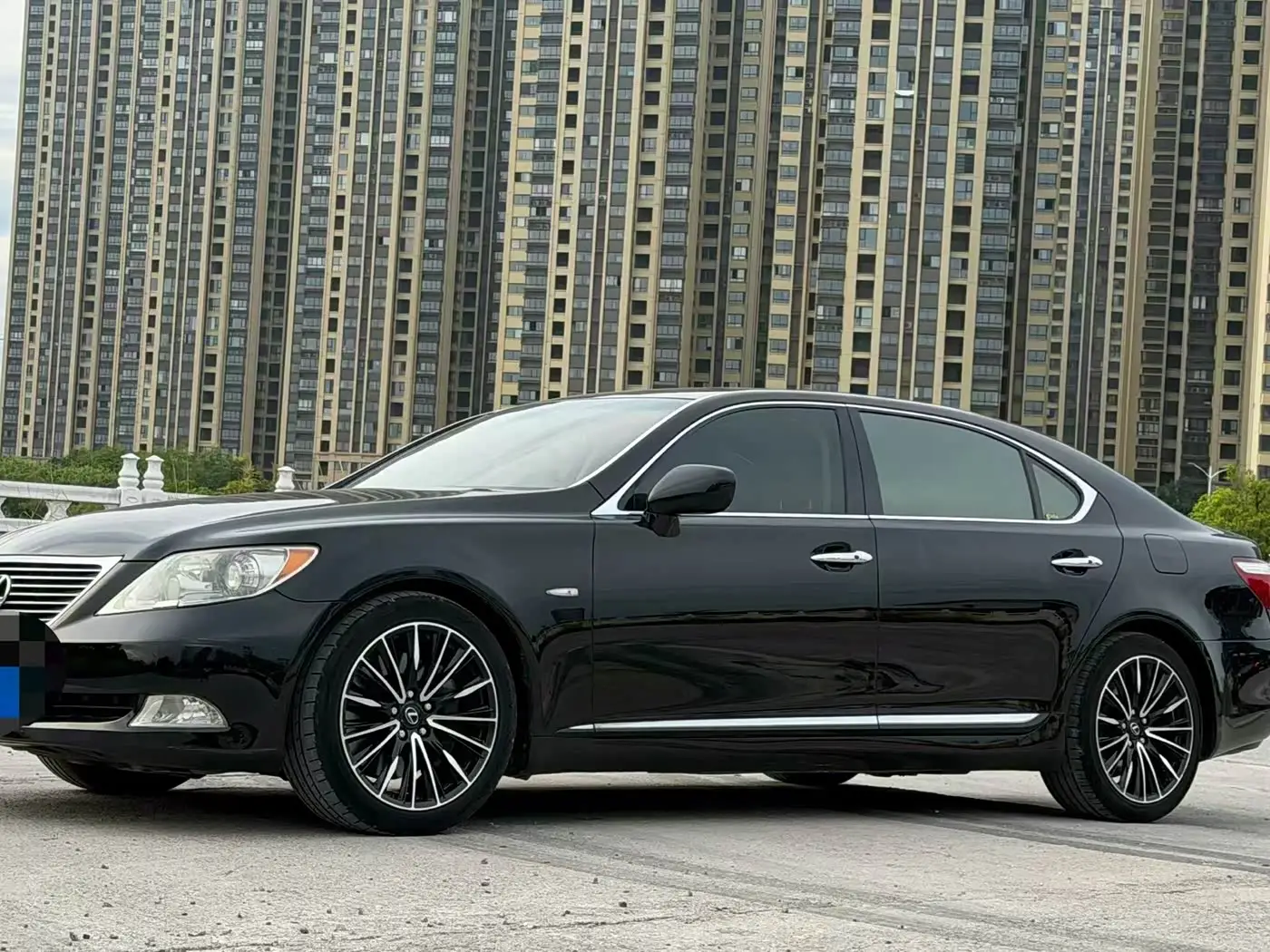 Lexus LS, 2007
