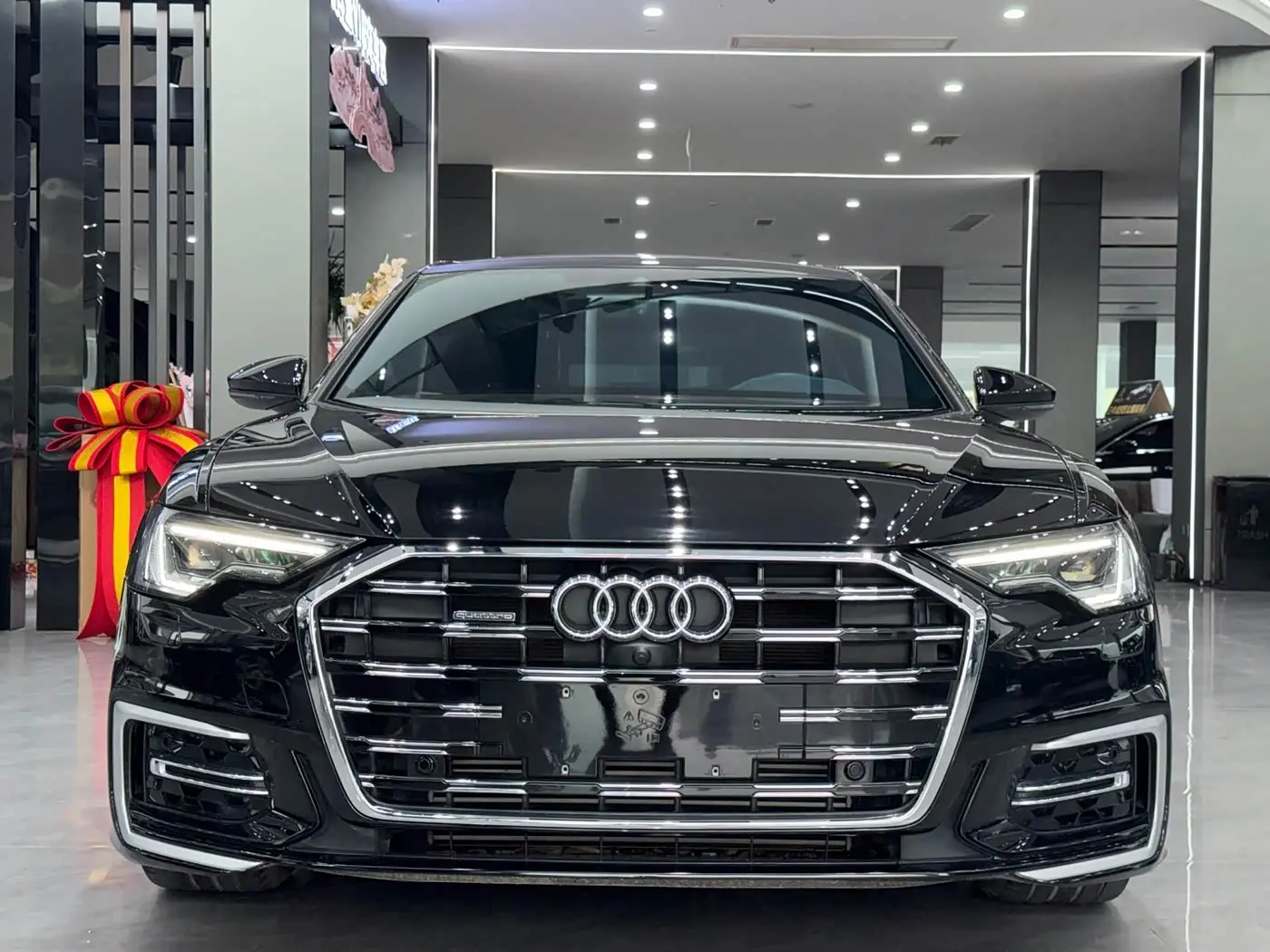 Audi A6L 2023 — Şəkil 2/13