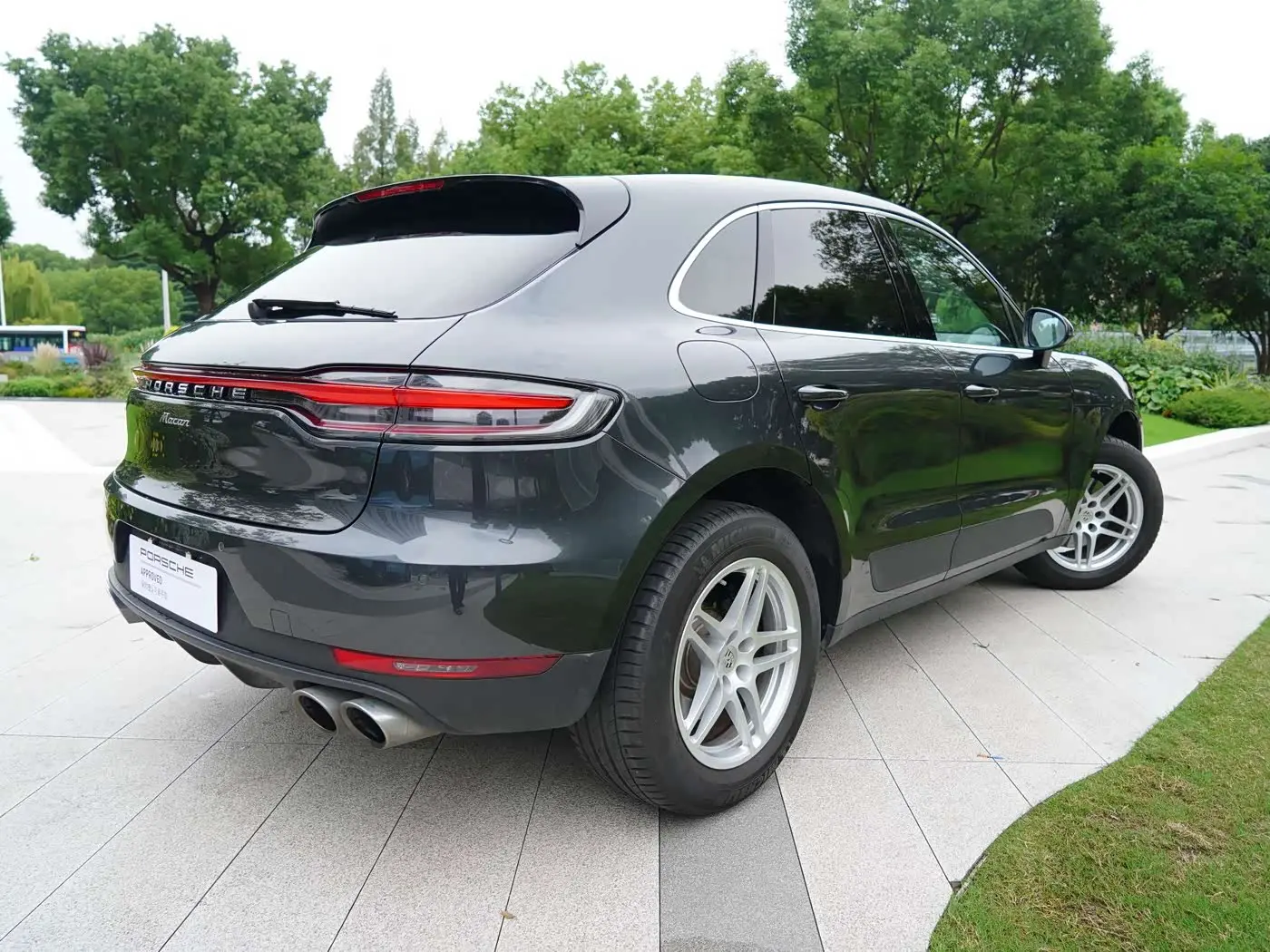 Porsche Macan 2021 — Photo 18/20