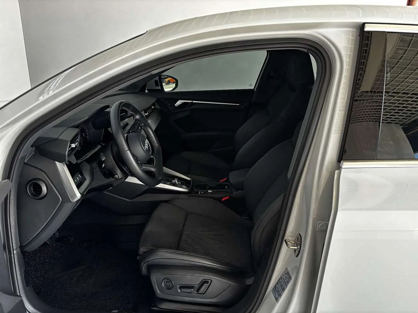 Audi A3 2024 — Photo 12/20