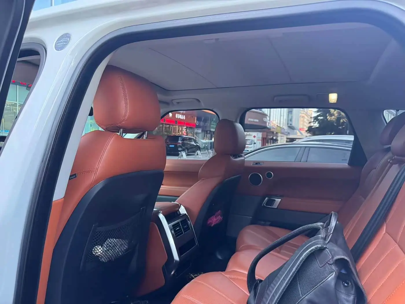 Land Rover Range Rover Sport 2018 — Photo 4/6