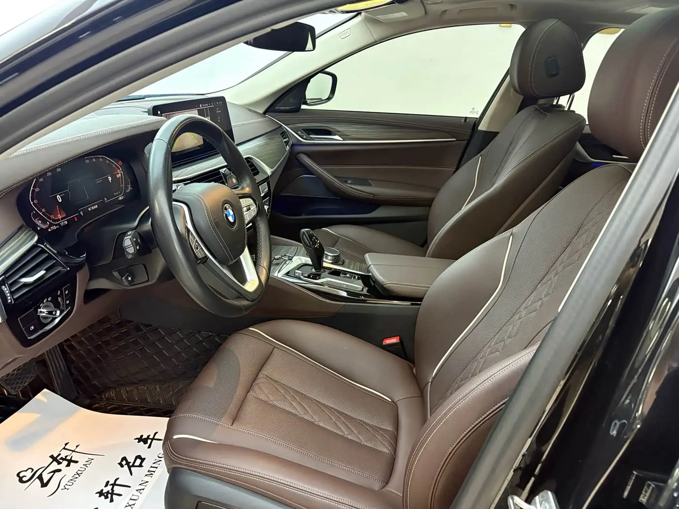 BMW 5 Series 2024 — Photo 15/20