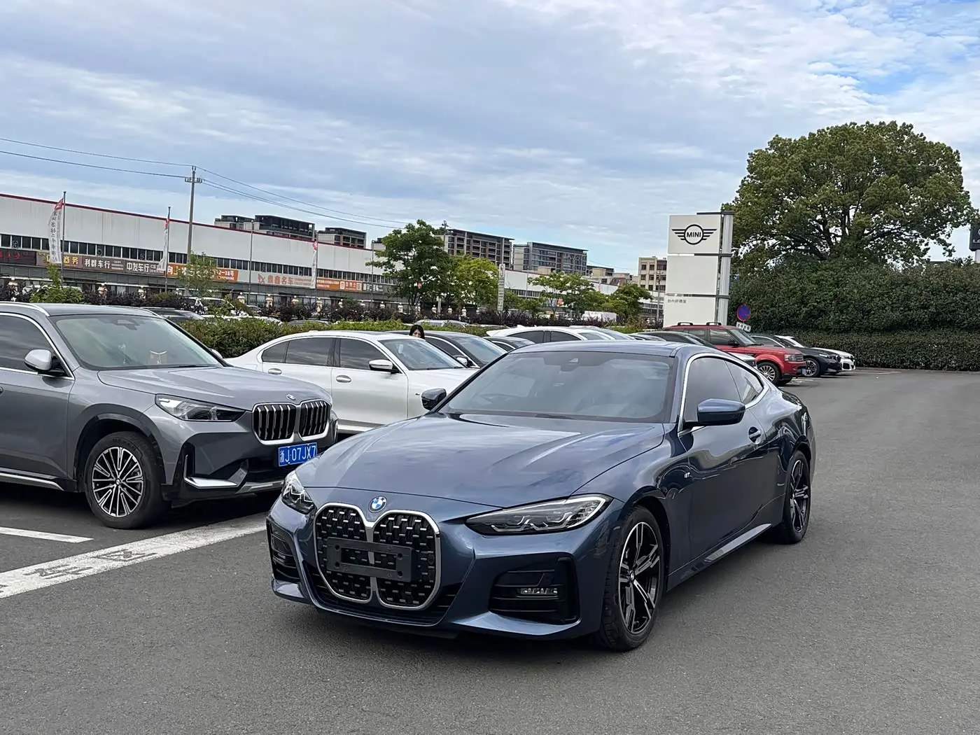 BMW 4 Series 2022 — Photo 1/9