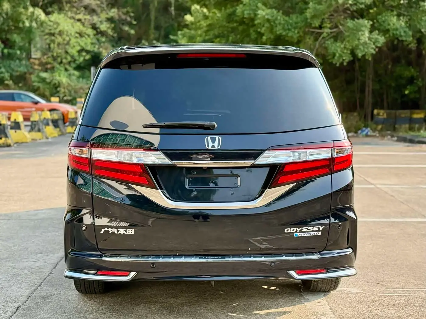 Honda Odyssey 2019 — ფოტო 5/18