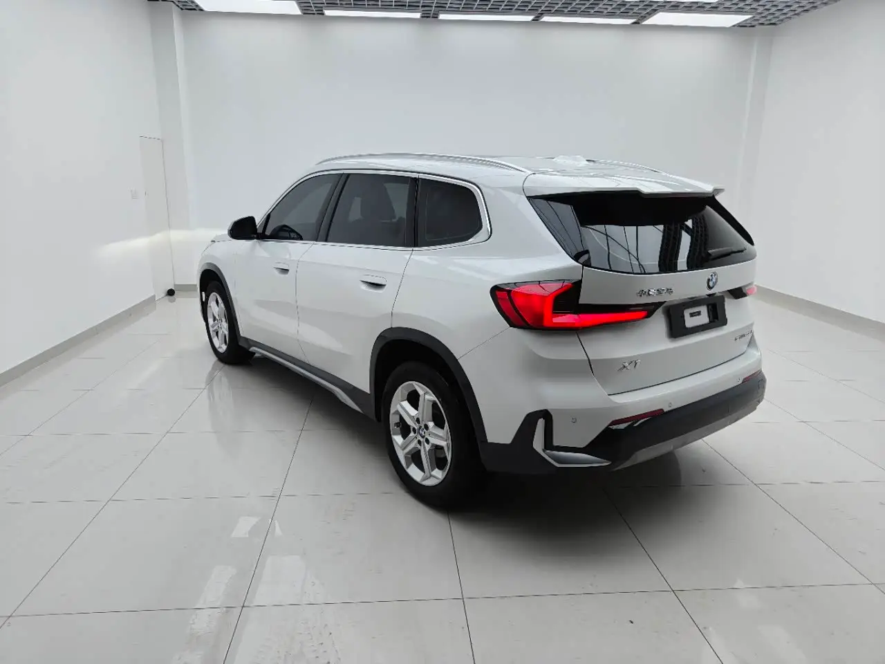 BMW X1 2023 — Photo 4/15