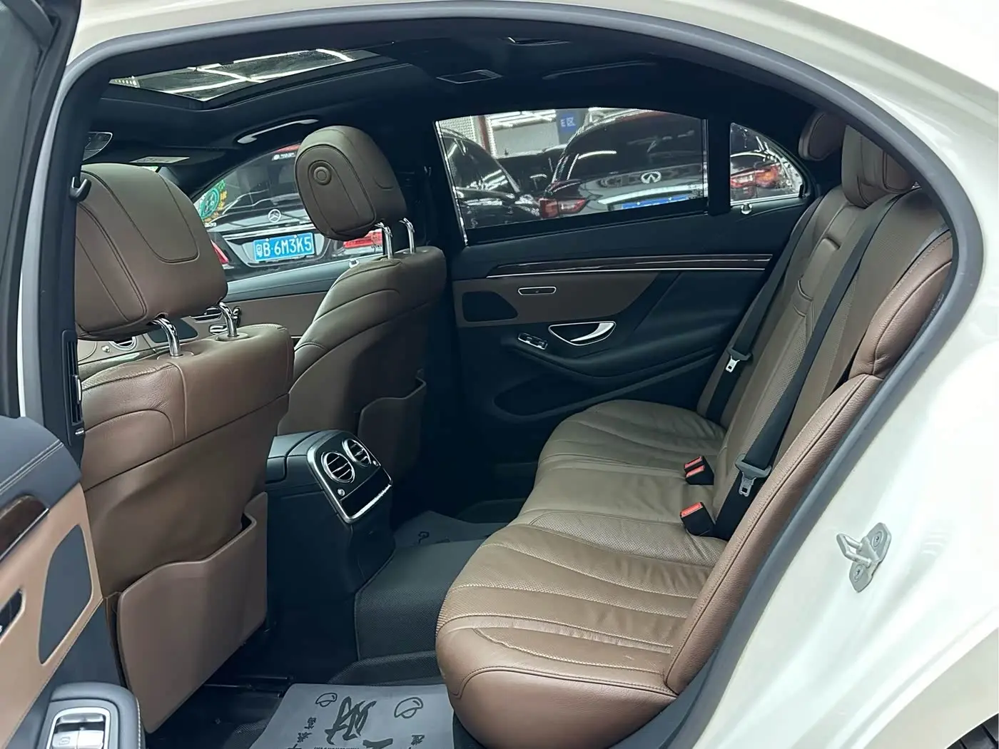 Mercedes-Benz S-Class 2015 — Photo 6/9