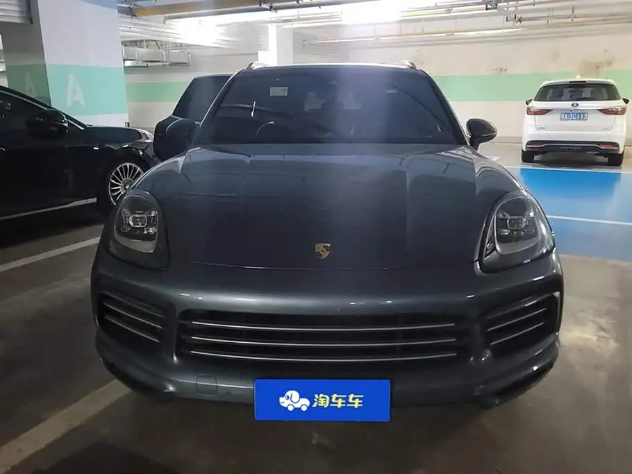 Porsche Cayenne 2019 — Фото 2/16