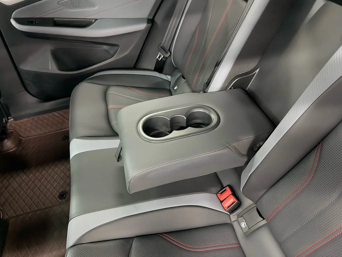 Volkswagen Lamando 2022 — Photo 18/20