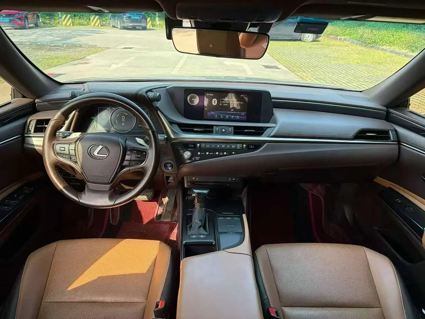 Lexus ES 2021 — Şəkil 4/9