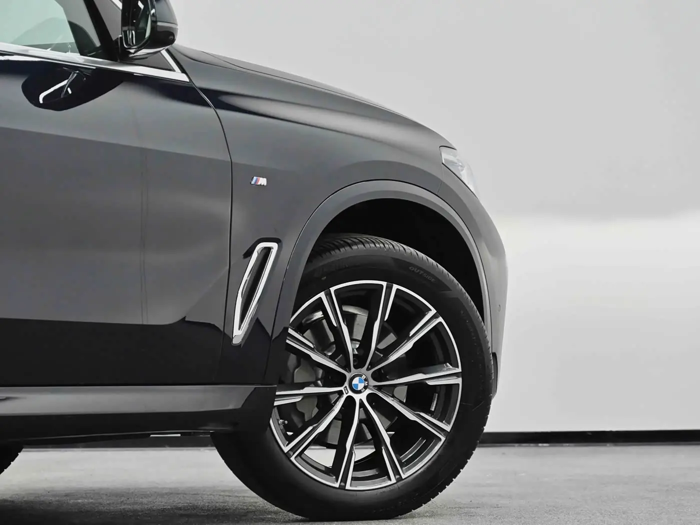 BMW X5 2023 — Фото 4/15