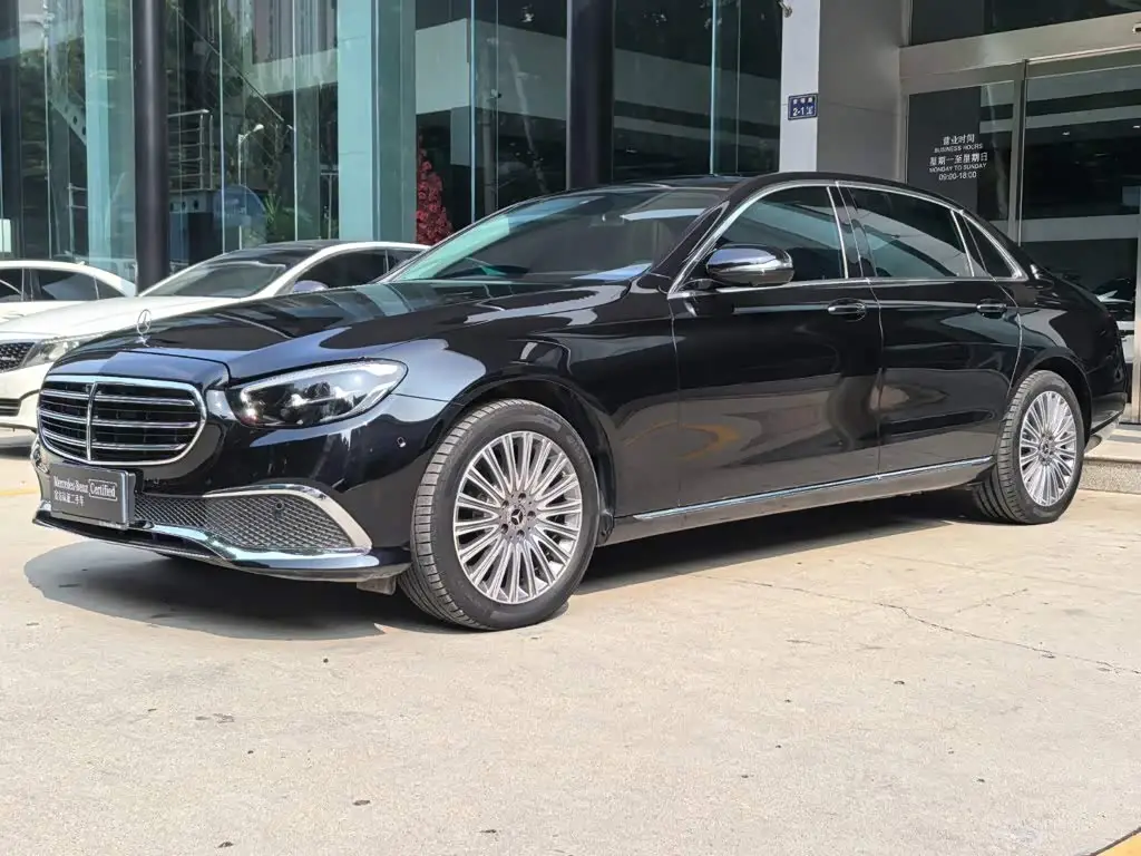 Mercedes-Benz E-Class, 2022