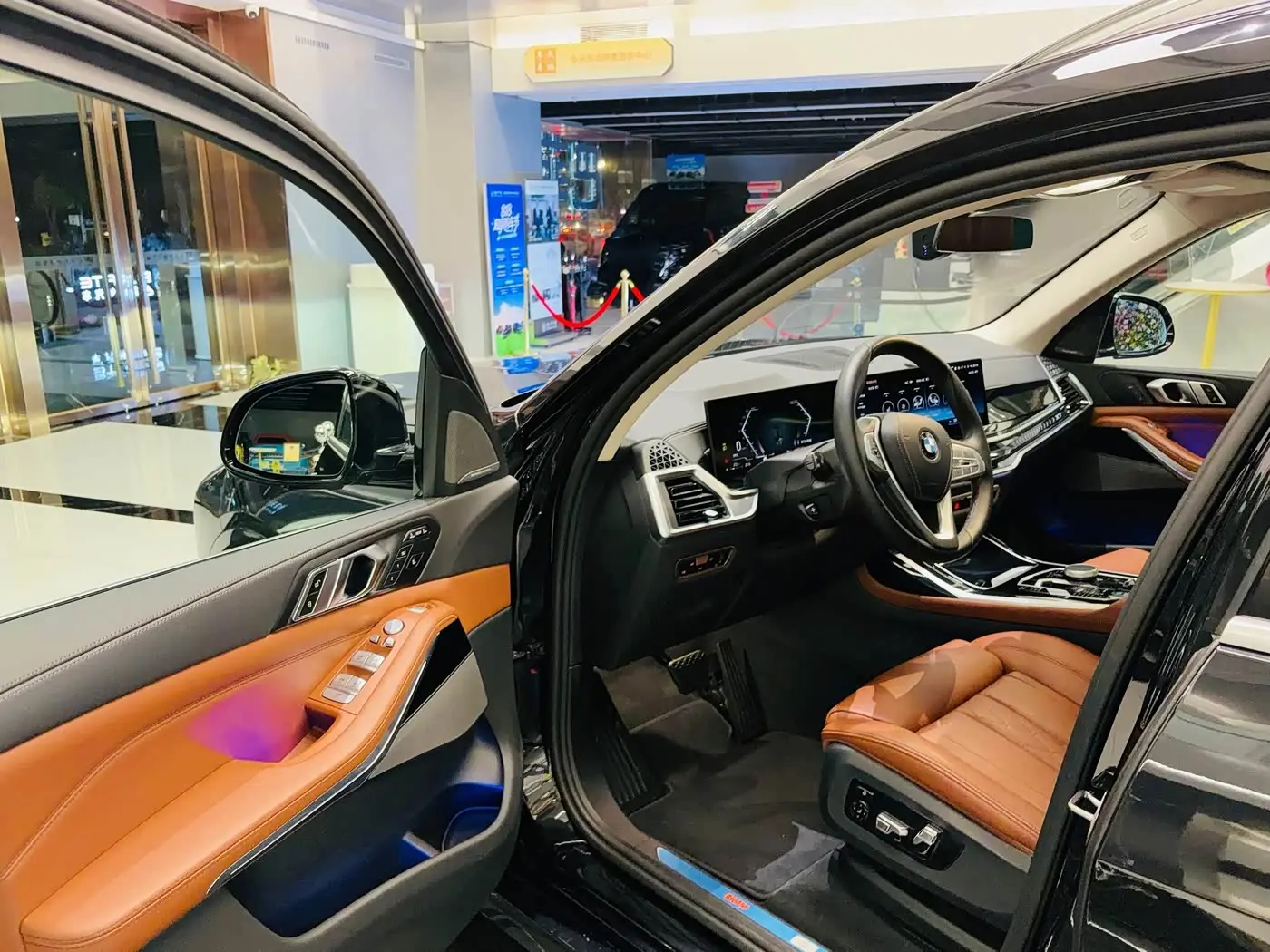 BMW X7 2023 — Photo 7/20