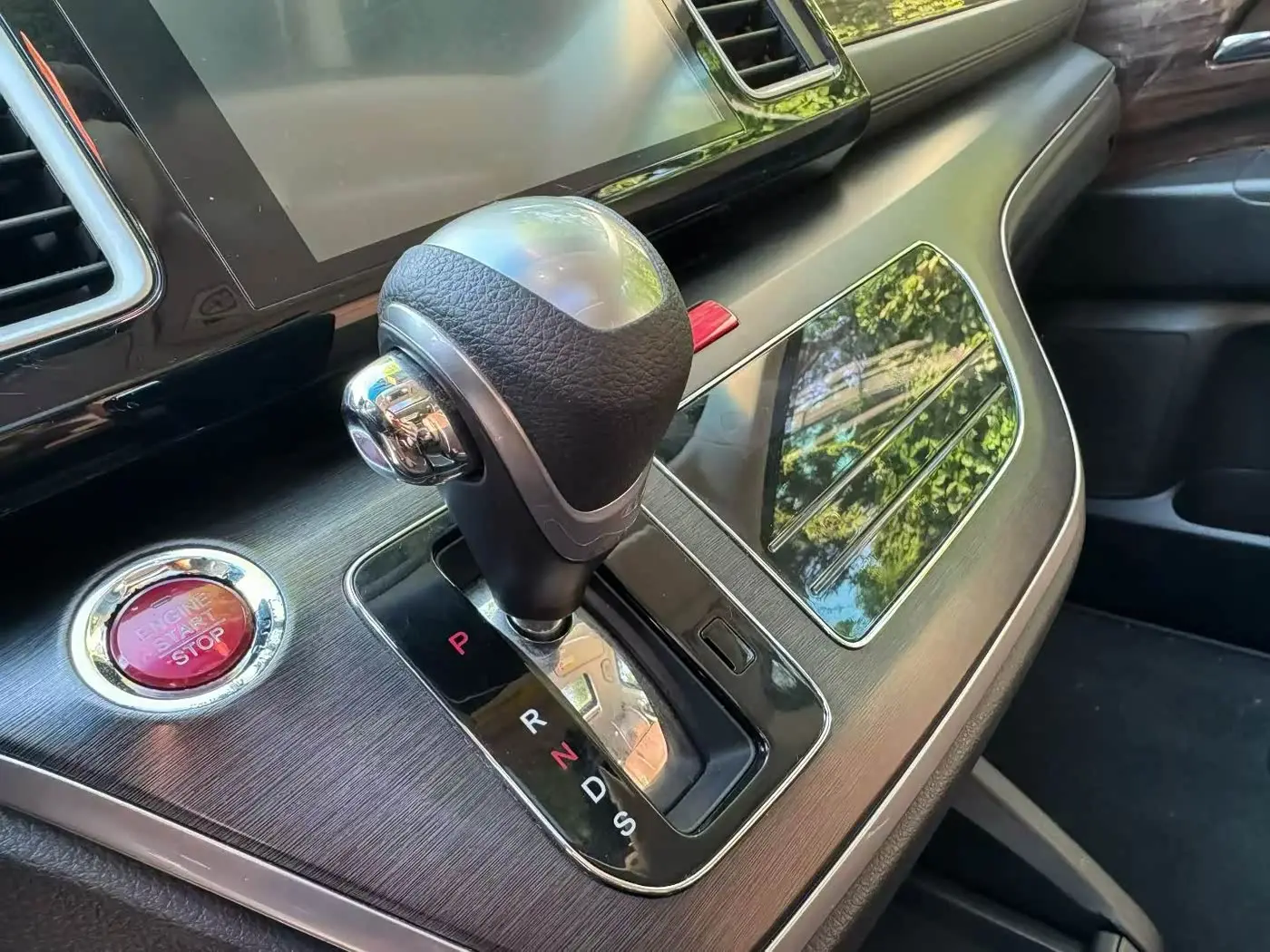Honda Elysion 2017 — Şəkil 8/9