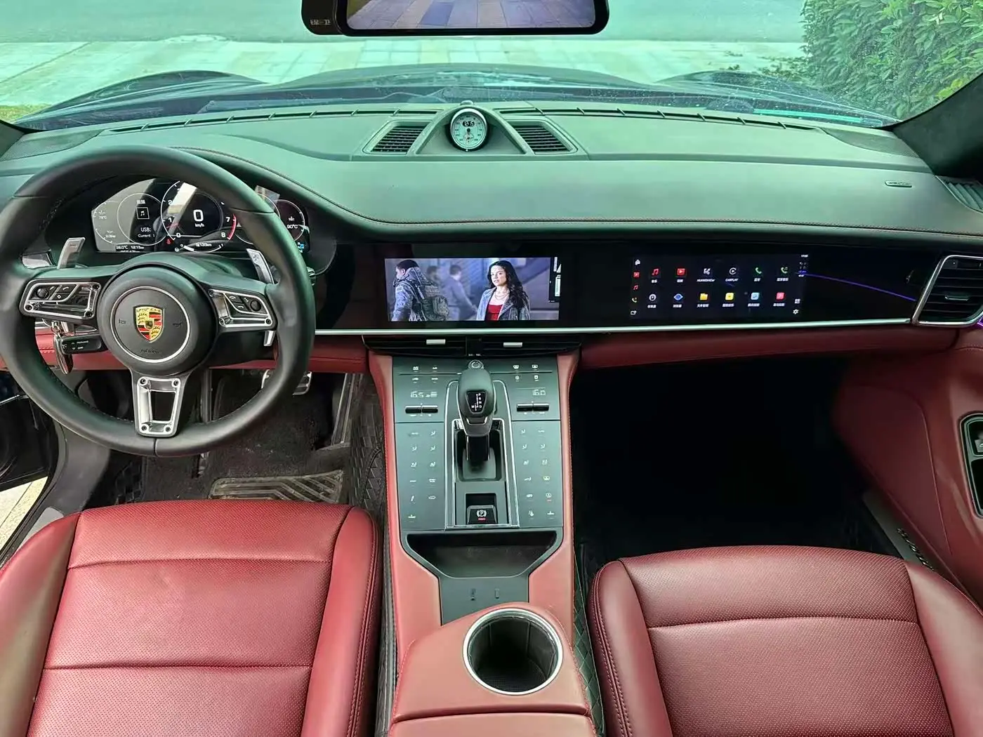 Porsche Panamera 2012 — Photo 6/11