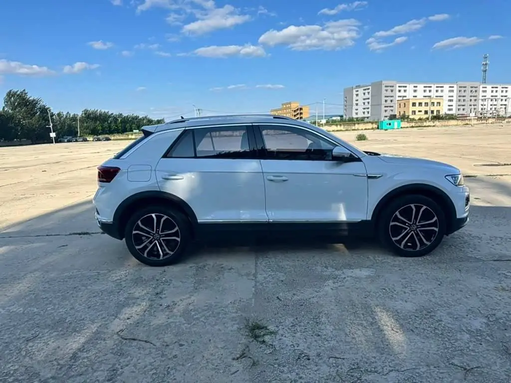 Volkswagen T-ROC 2022 — Photo 4/20