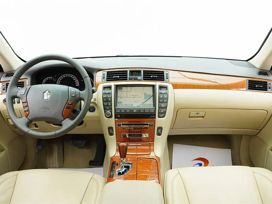 Toyota Crown 2007 — ფოტო 15/20