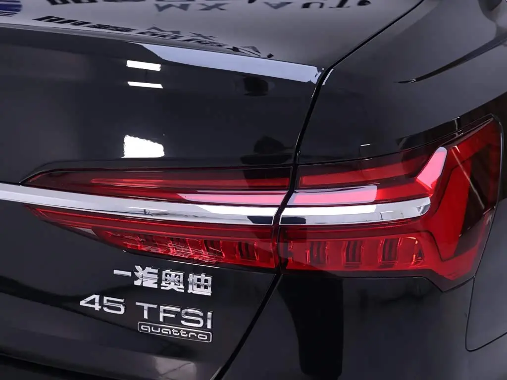 Audi A6L 2021 — Photo 9/20