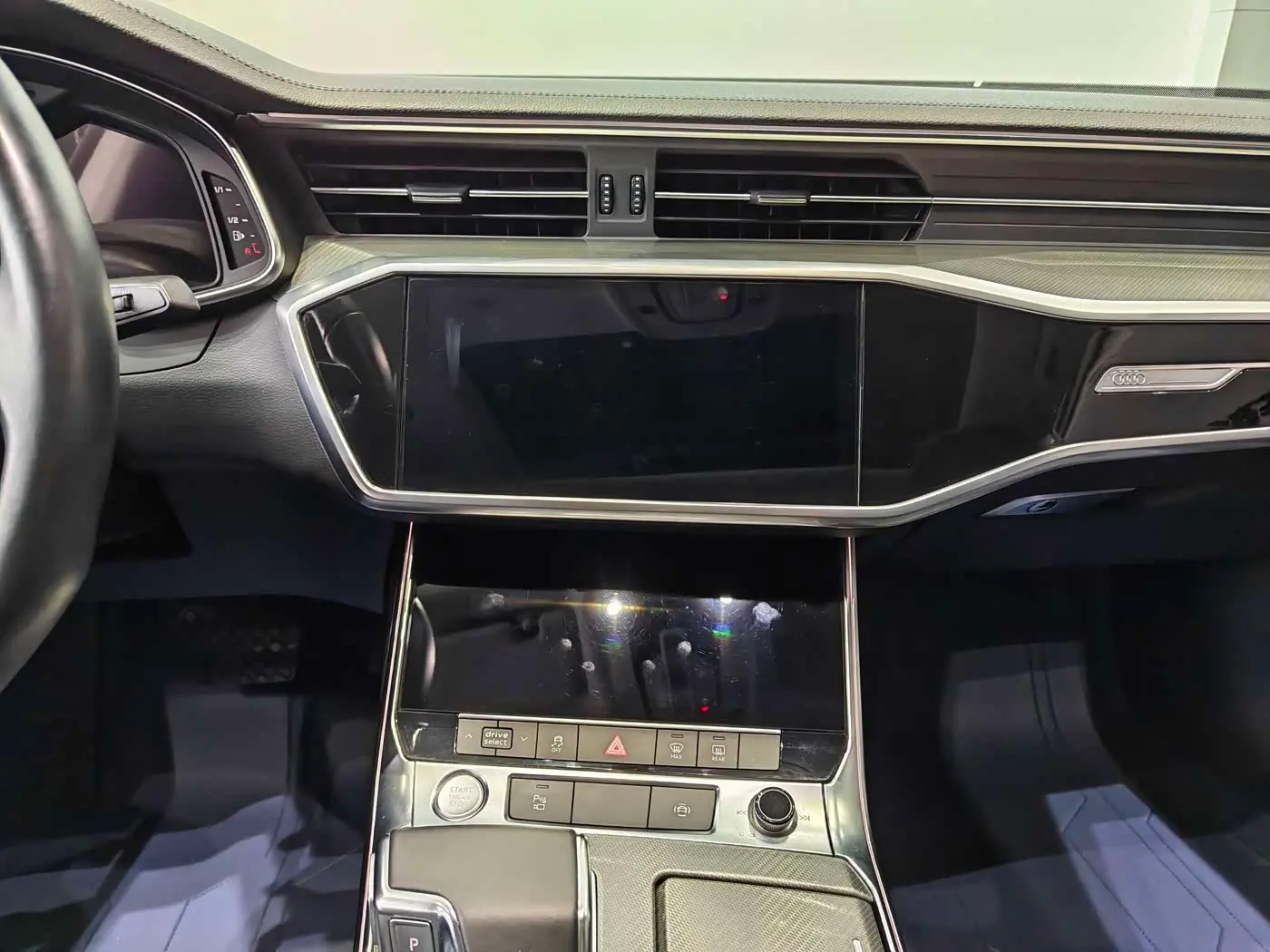 Audi A7 2019 — Şəkil 9/18