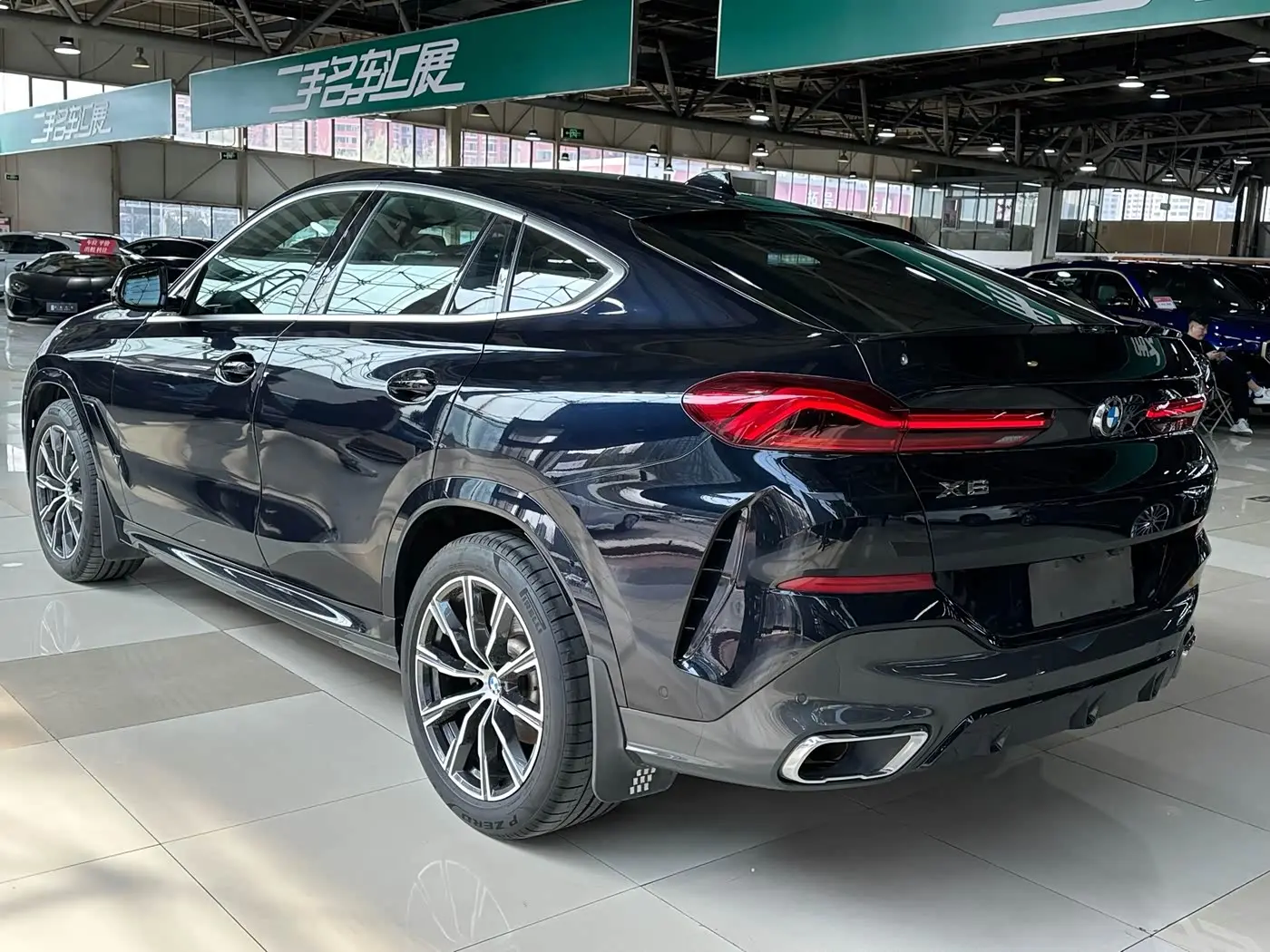 BMW X6 2021 — Фото 4/15