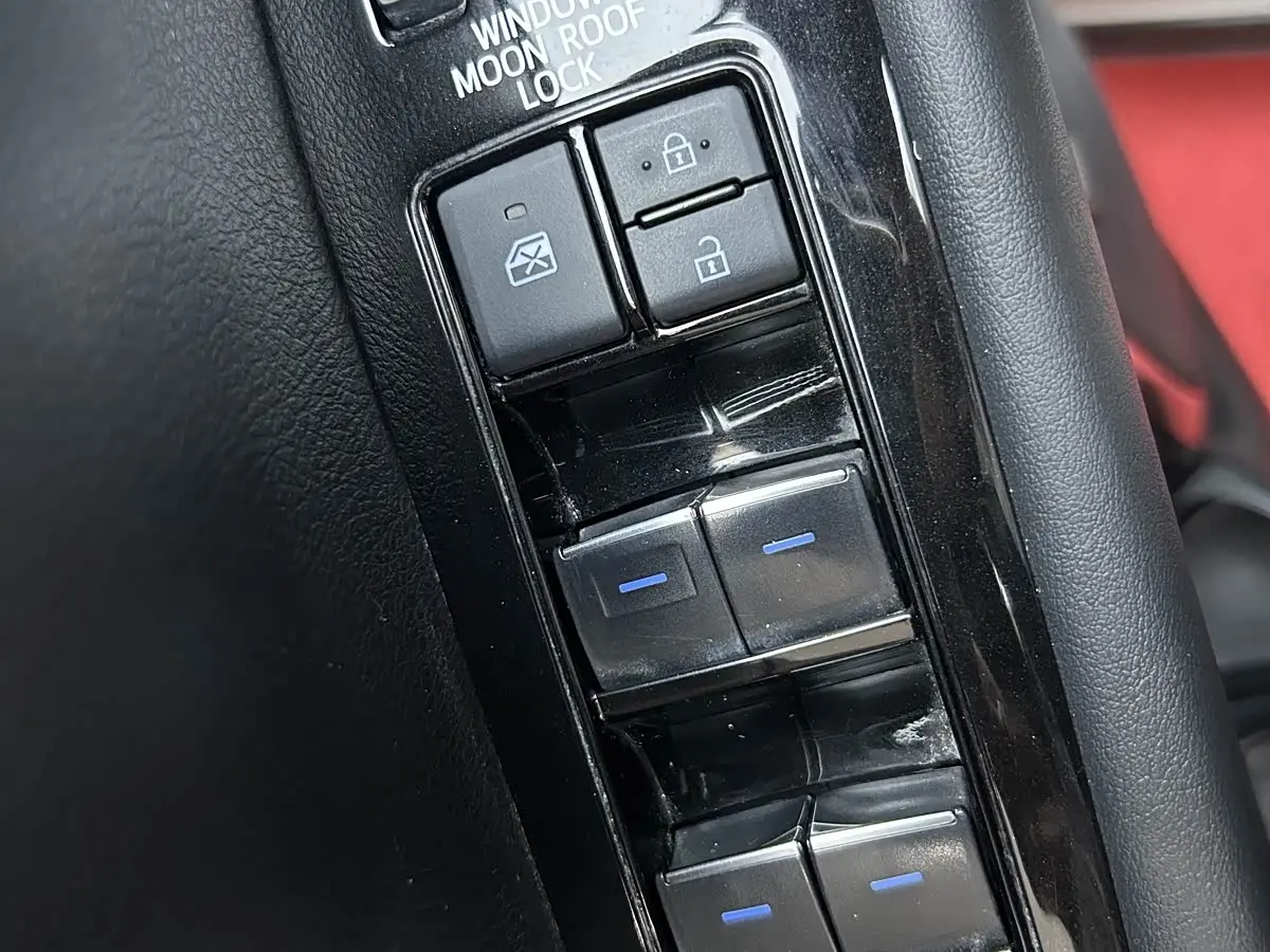 Toyota Vellfire 2023 — Фото 20/20