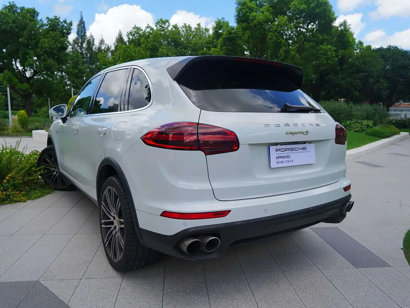 Porsche Cayenne New Energy 2015 — Şəkil 17/19