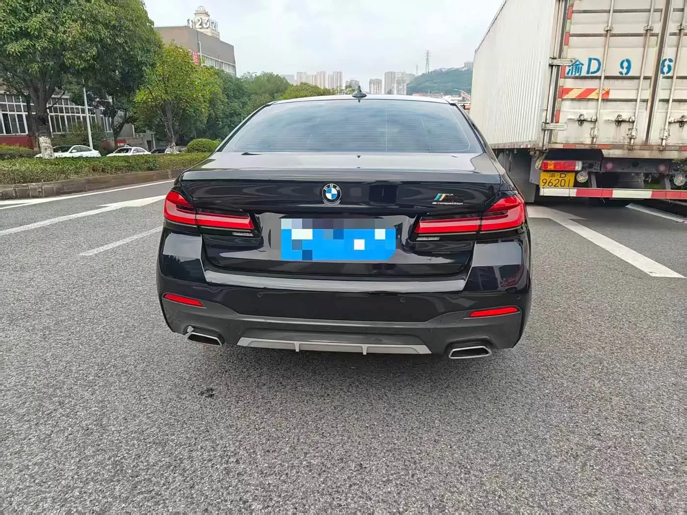 BMW 5 Series 2021 — Photo 9/14