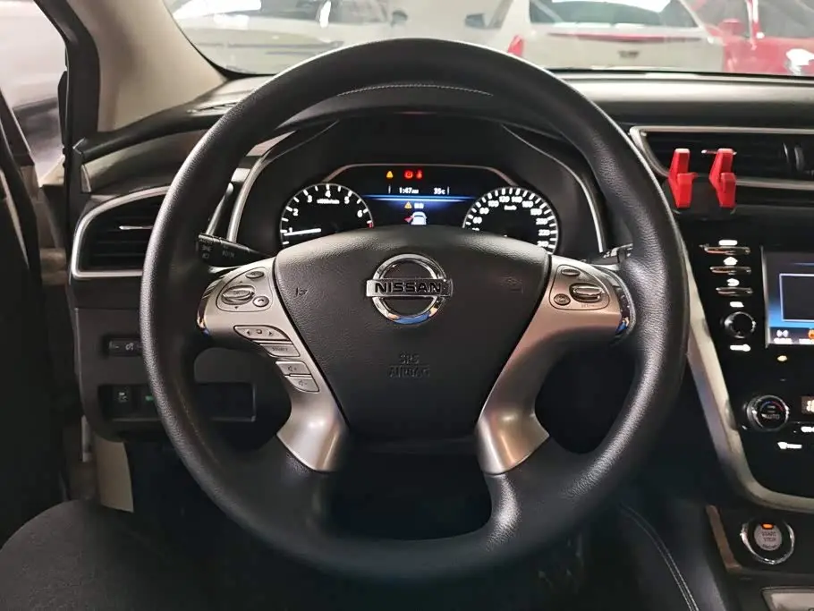 Nissan Murano 2023 — Photo 15/16