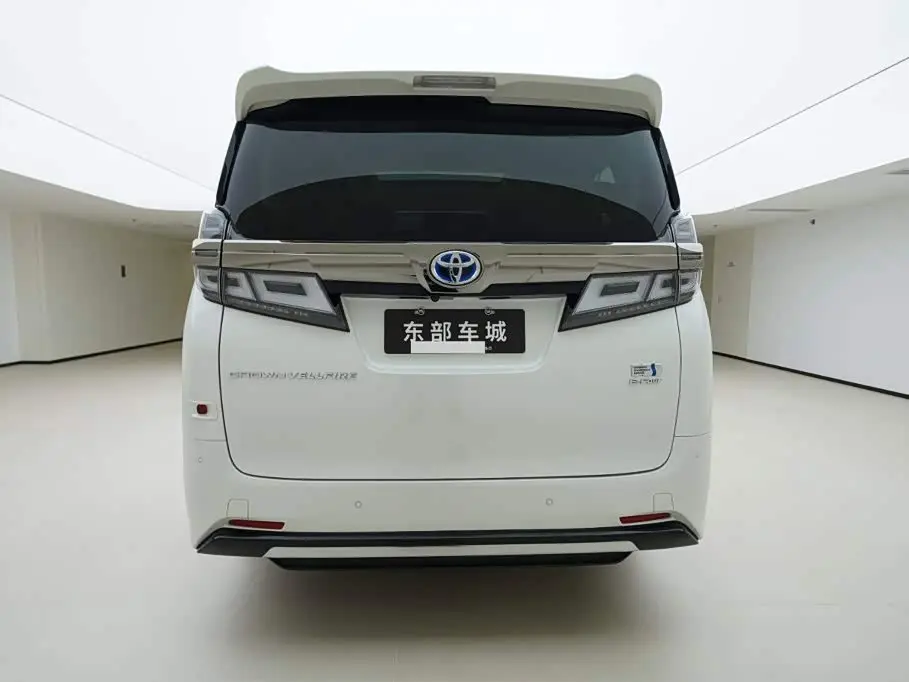 Toyota Vellfire 2021 — Photo 4/20