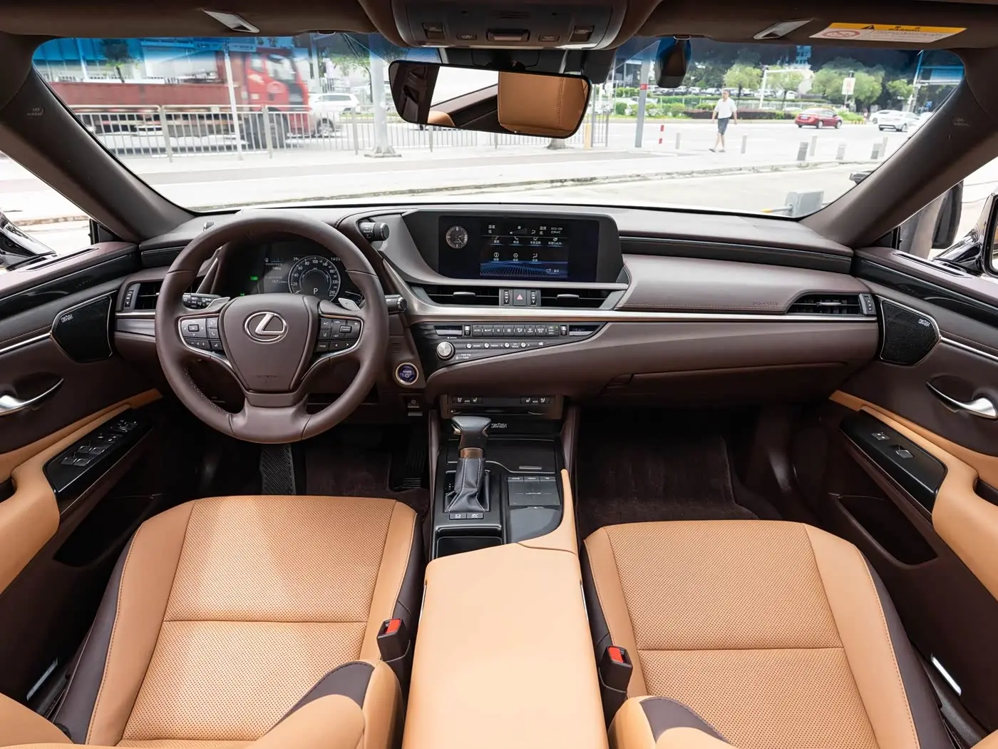 Lexus ES 2020 — Фото 13/20