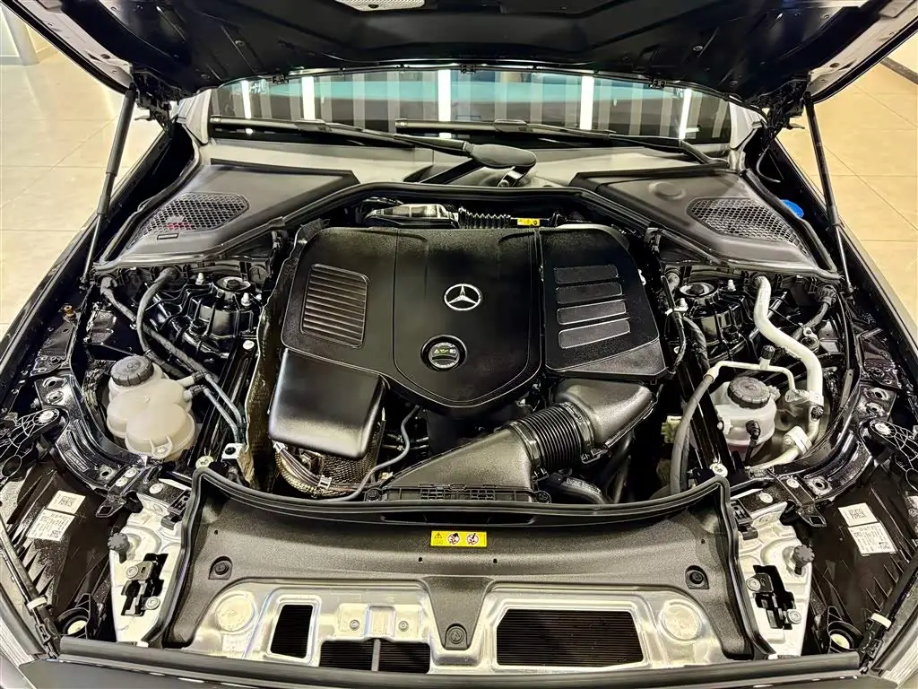 Mercedes-Benz E-Class 2024 — Фото 11/20