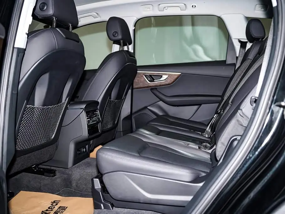 Audi Q7 2023 — Şəkil 20/20